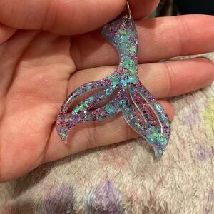 Glittery Mermaid Tail clip